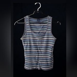 Stripped tank top with square neck. Soft material and 100% cotton